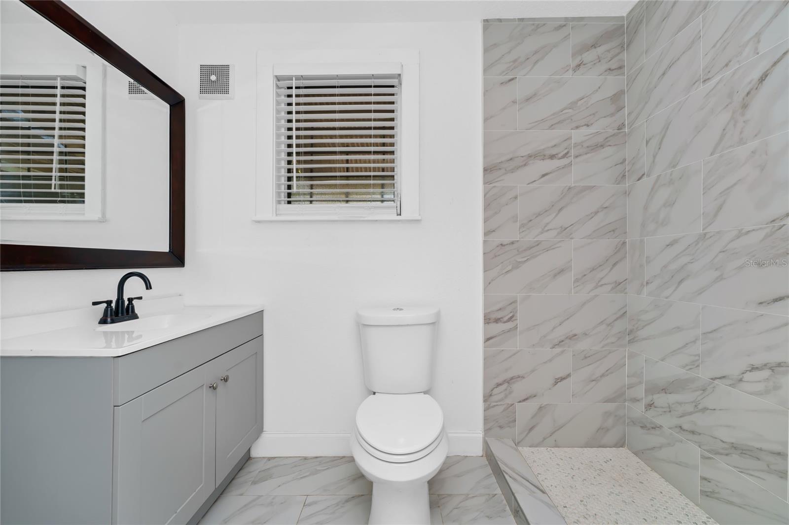 Image 24 of 40 For 1244 Lake Avenue