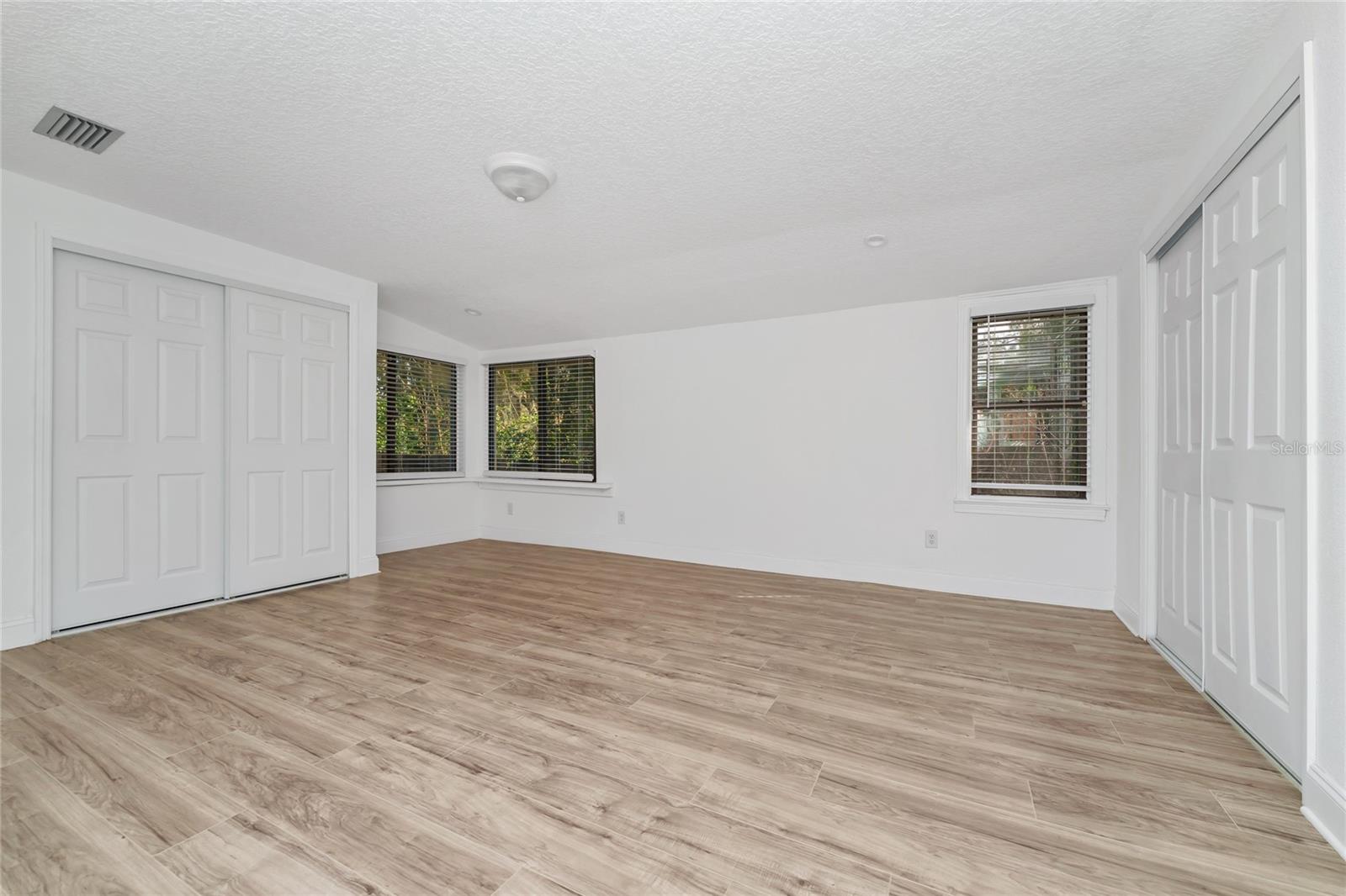 Image 27 of 40 For 1244 Lake Avenue