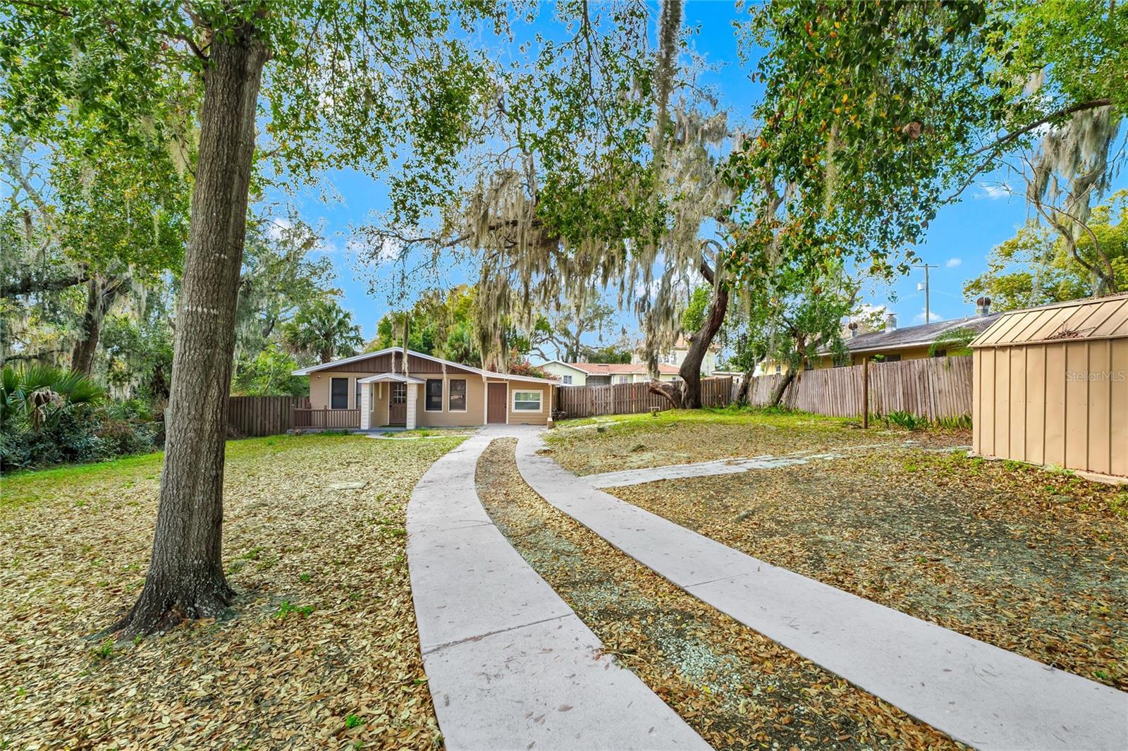 Image 8 of 40 For 1244 Lake Avenue