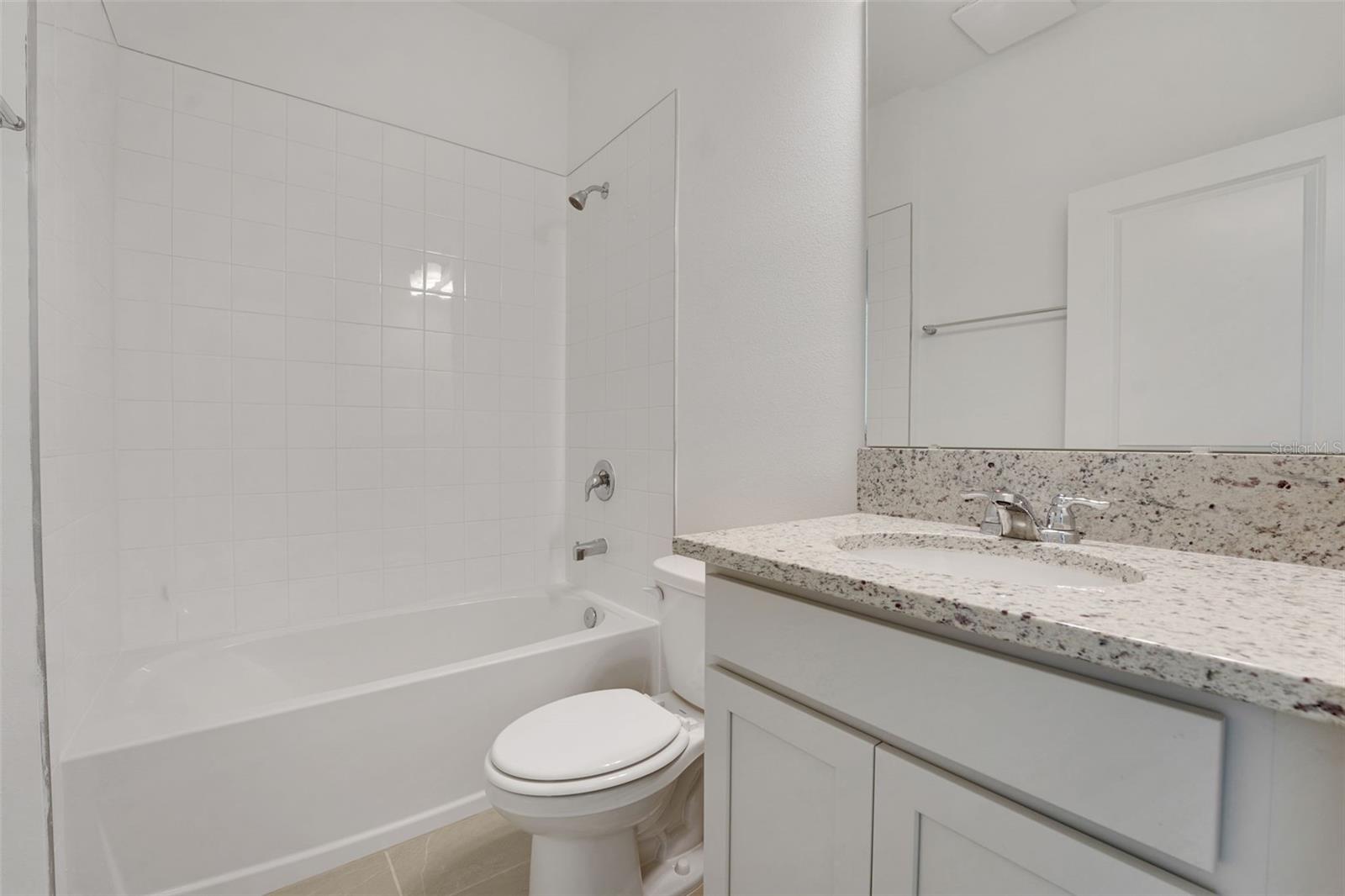 Image 7 of 32 For 405 Silver Palm Drive