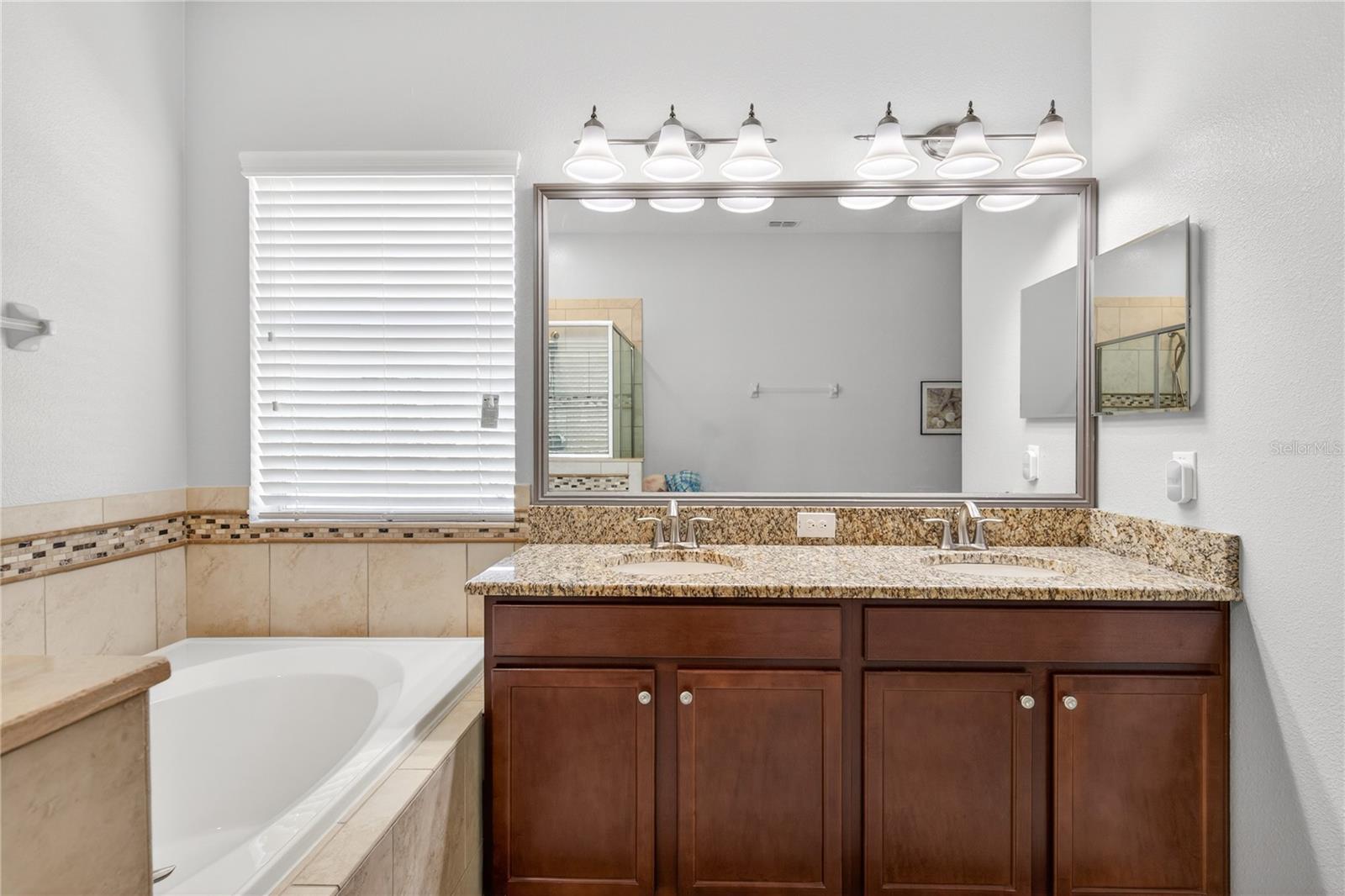 Image 12 of 29 For 5269 Royce Drive