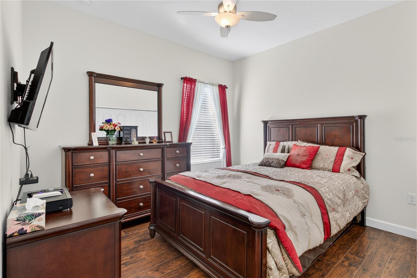 Image 16 of 29 For 5269 Royce Drive