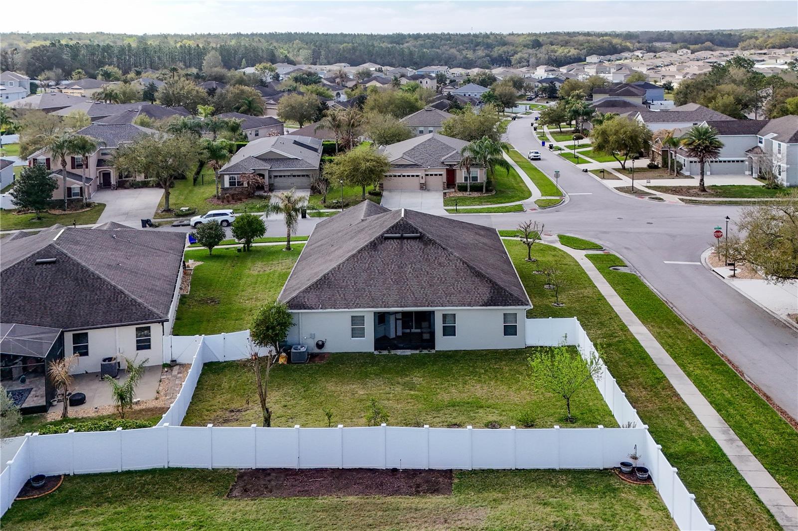 Image 21 of 29 For 5269 Royce Drive