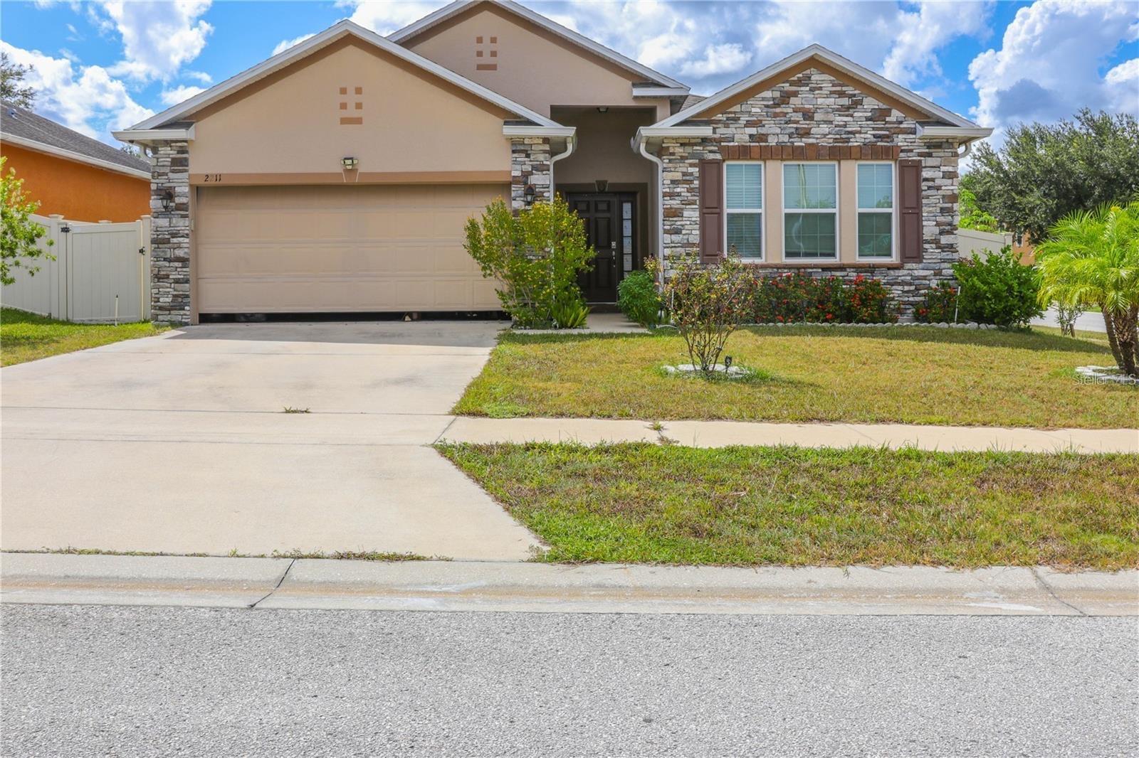 Listing Details for 2211 Anoka Way, LEESBURG, FL 34748