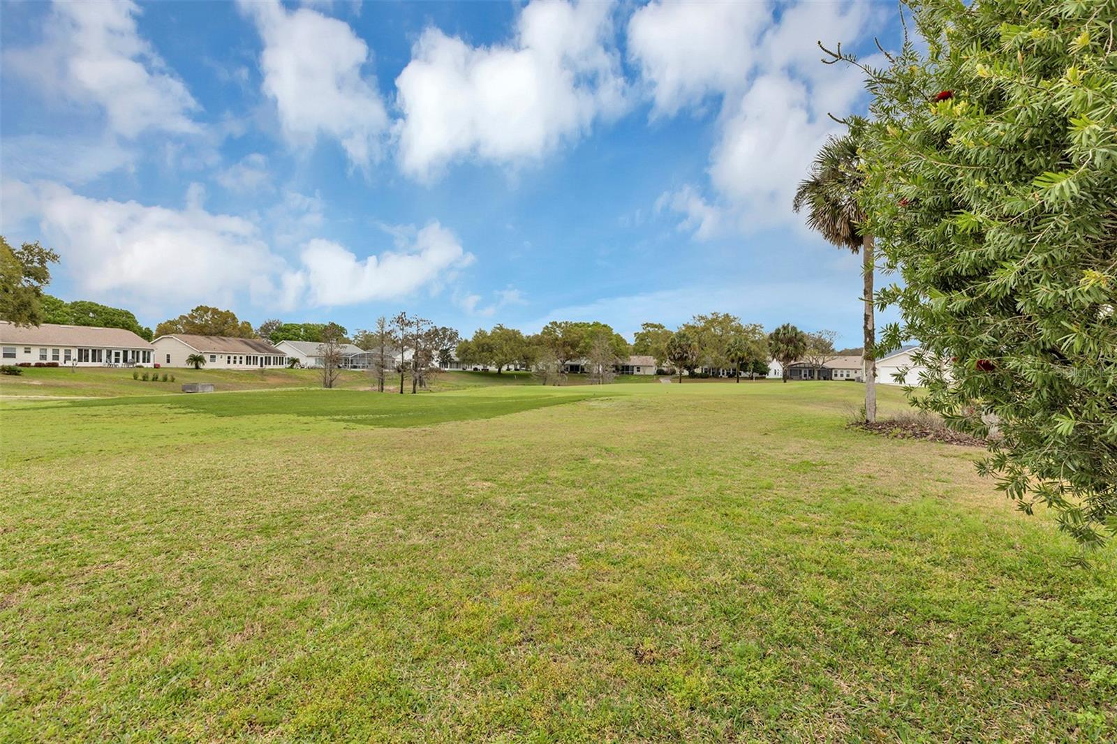 Image 32 of 41 For 26035 Oakmount Drive