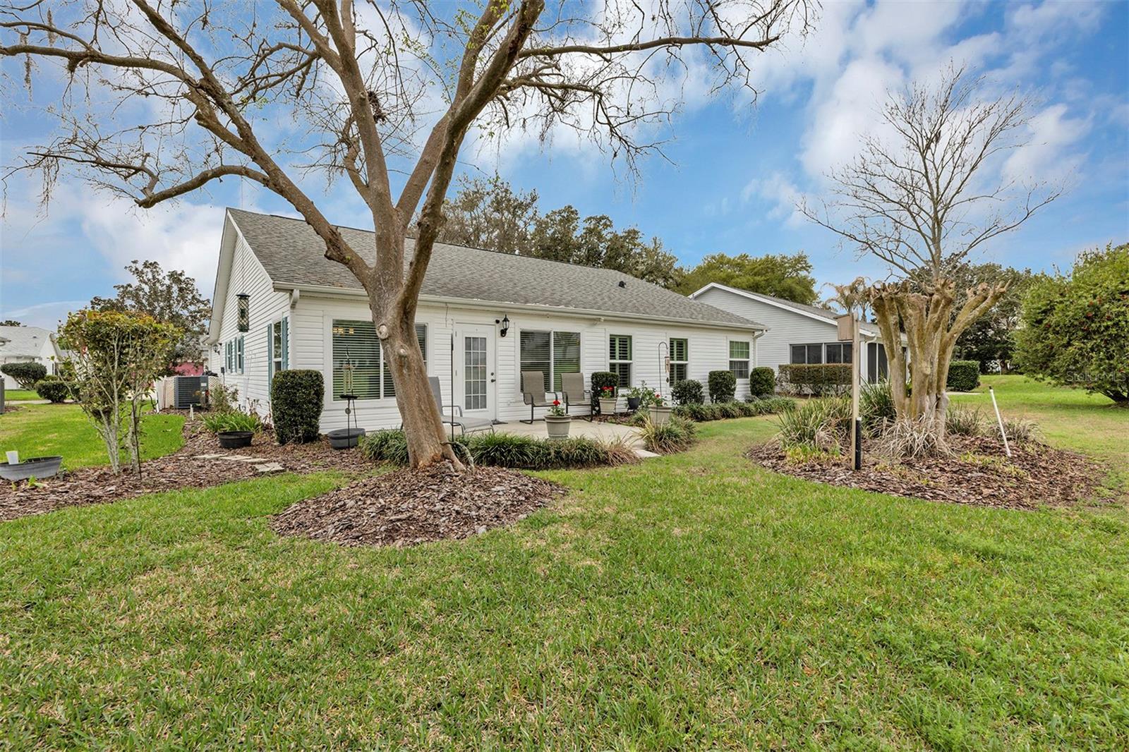 Image 33 of 41 For 26035 Oakmount Drive