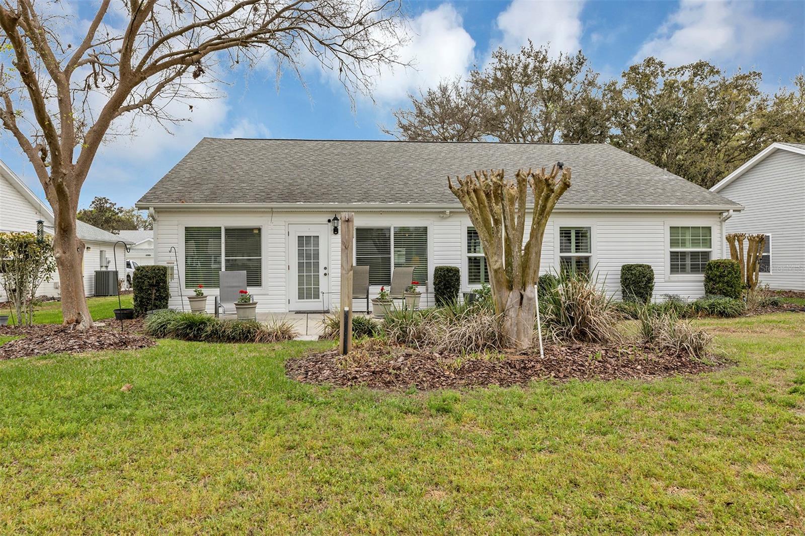 Image 34 of 41 For 26035 Oakmount Drive