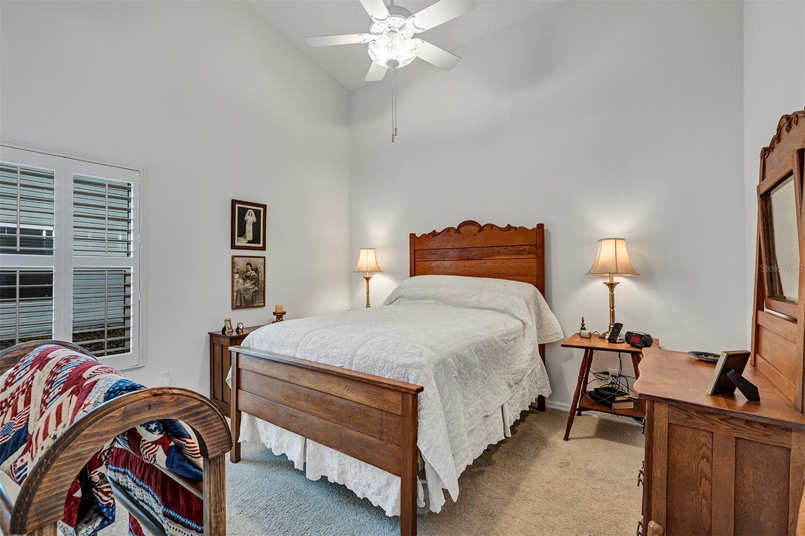 Image 7 of 41 For 26035 Oakmount Drive