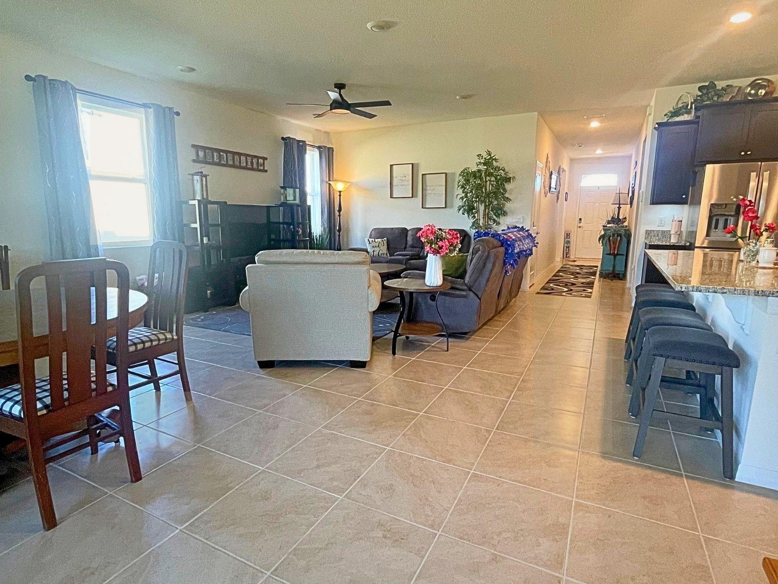 Image 3 of 23 For 5042 Stokes Way