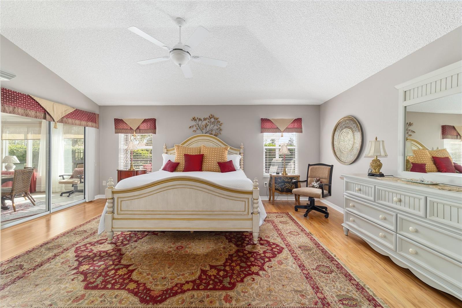 Image 39 of 82 For 2967 Saint Thomas Lane