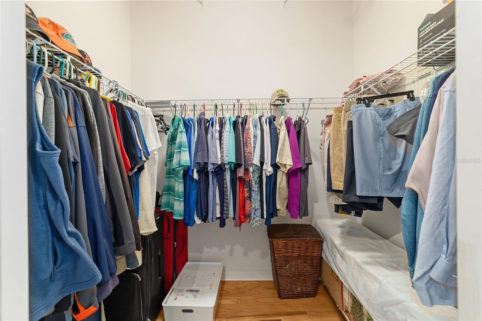 Image 49 of 82 For 2967 Saint Thomas Lane