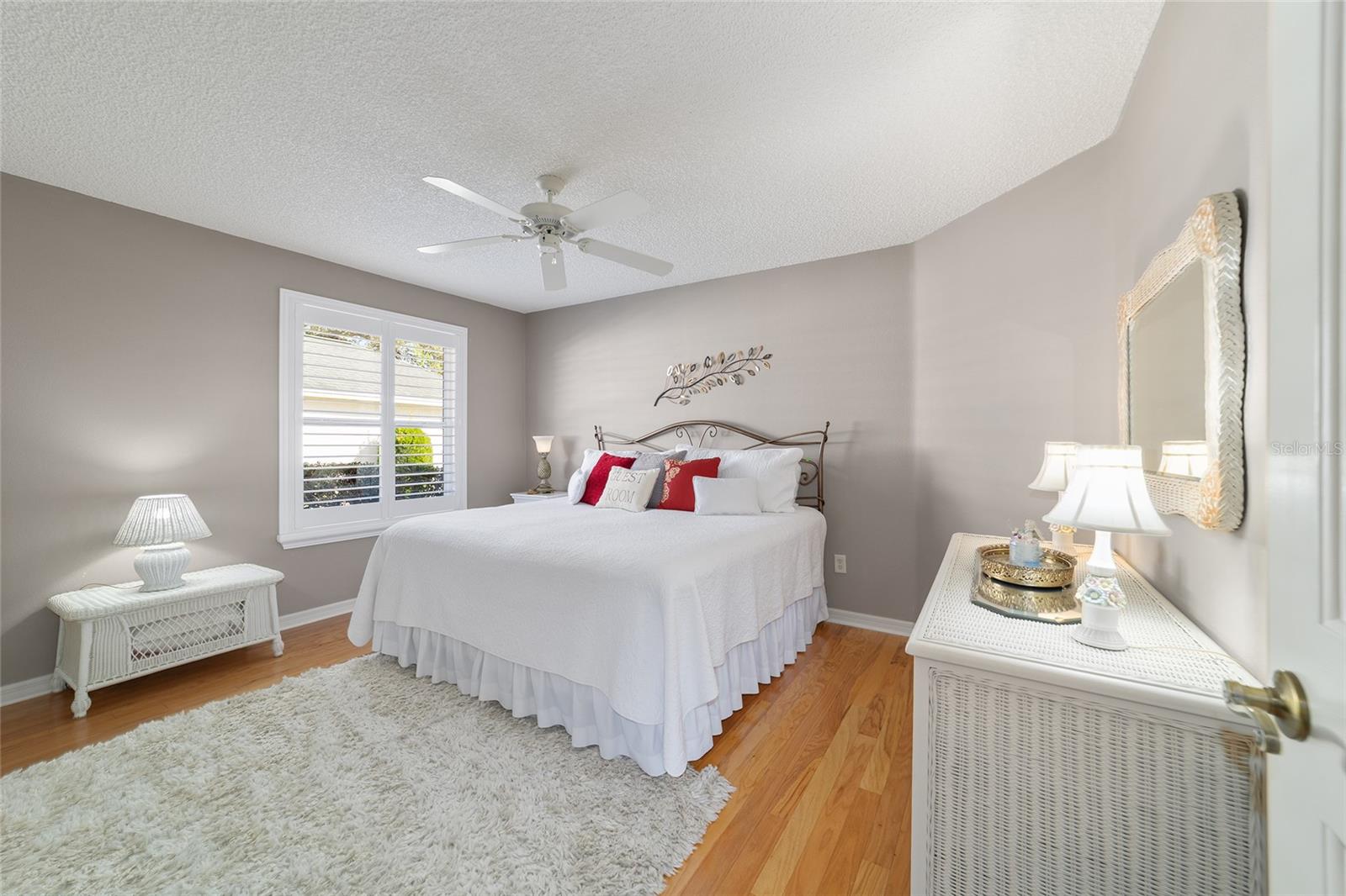 Image 50 of 82 For 2967 Saint Thomas Lane