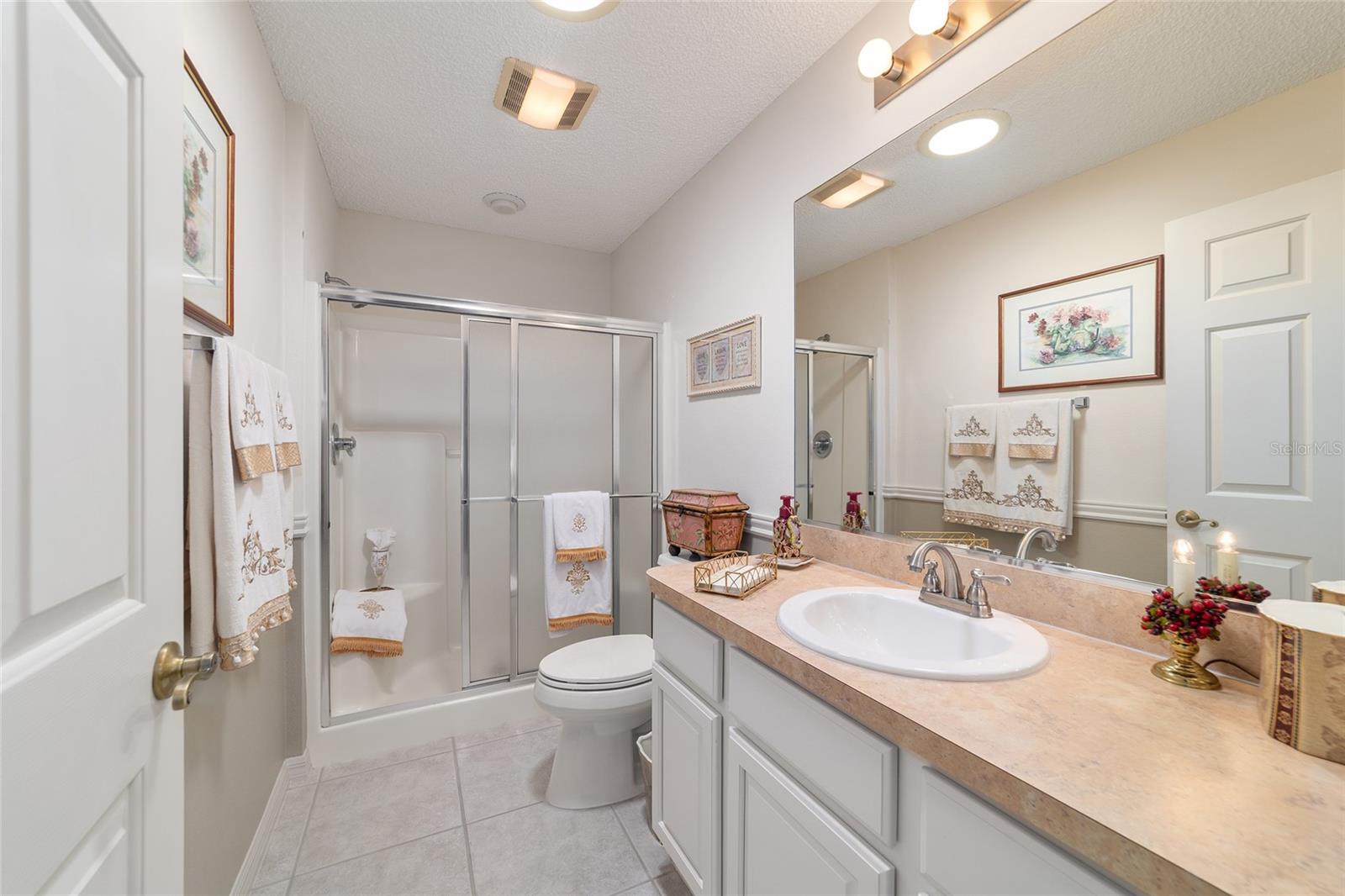 Image 52 of 82 For 2967 Saint Thomas Lane