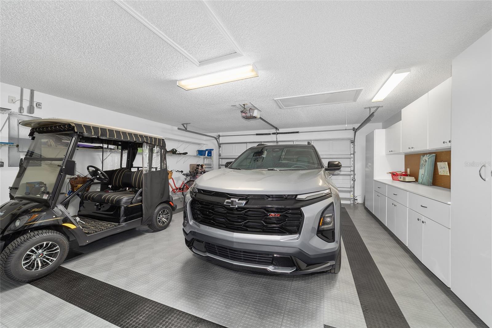 Image 57 of 82 For 2967 Saint Thomas Lane