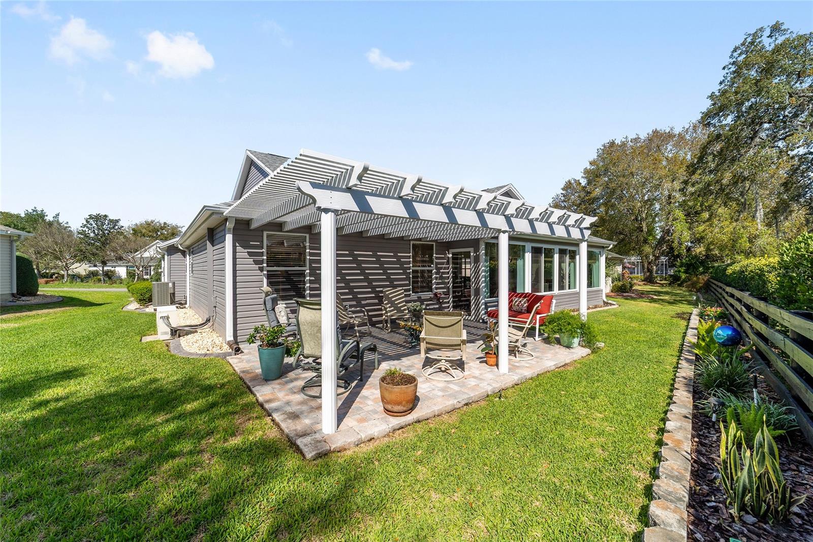 Image 63 of 82 For 2967 Saint Thomas Lane