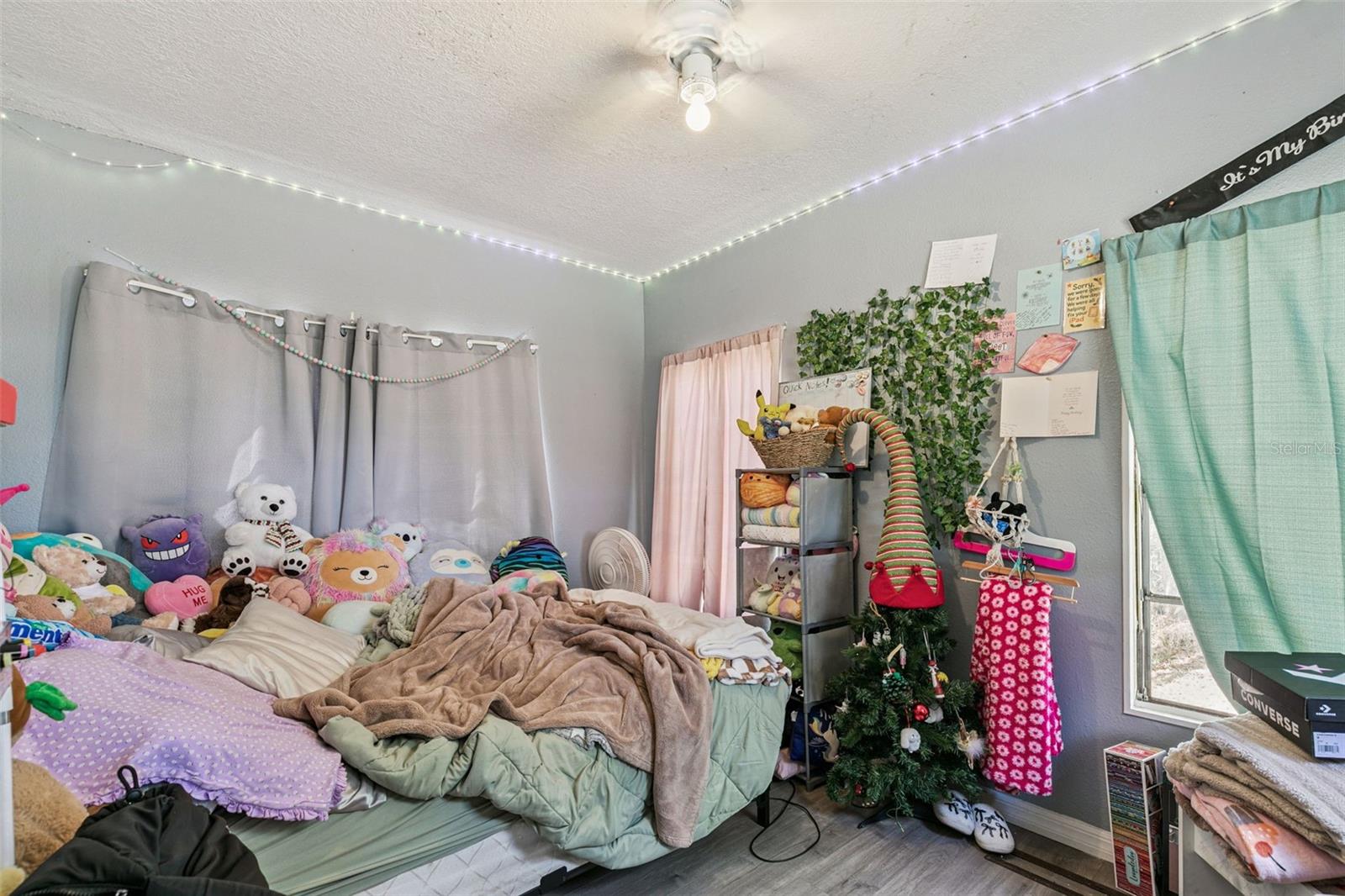 Image 14 of 31 For 15527 Trousdale Street