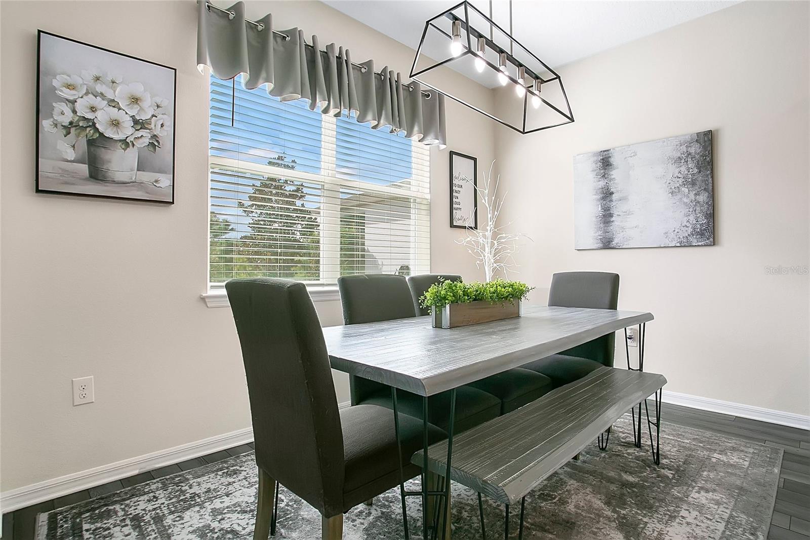 Image 6 of 30 For 2660 Bobcat Chase Boulevard