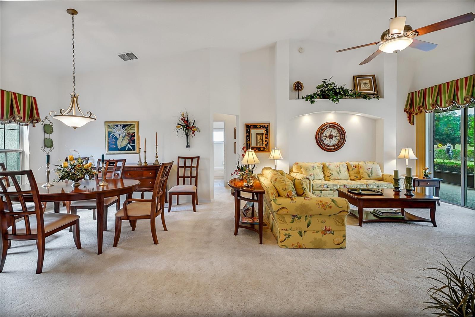 Image 12 of 57 For 24128 Robinwood Street