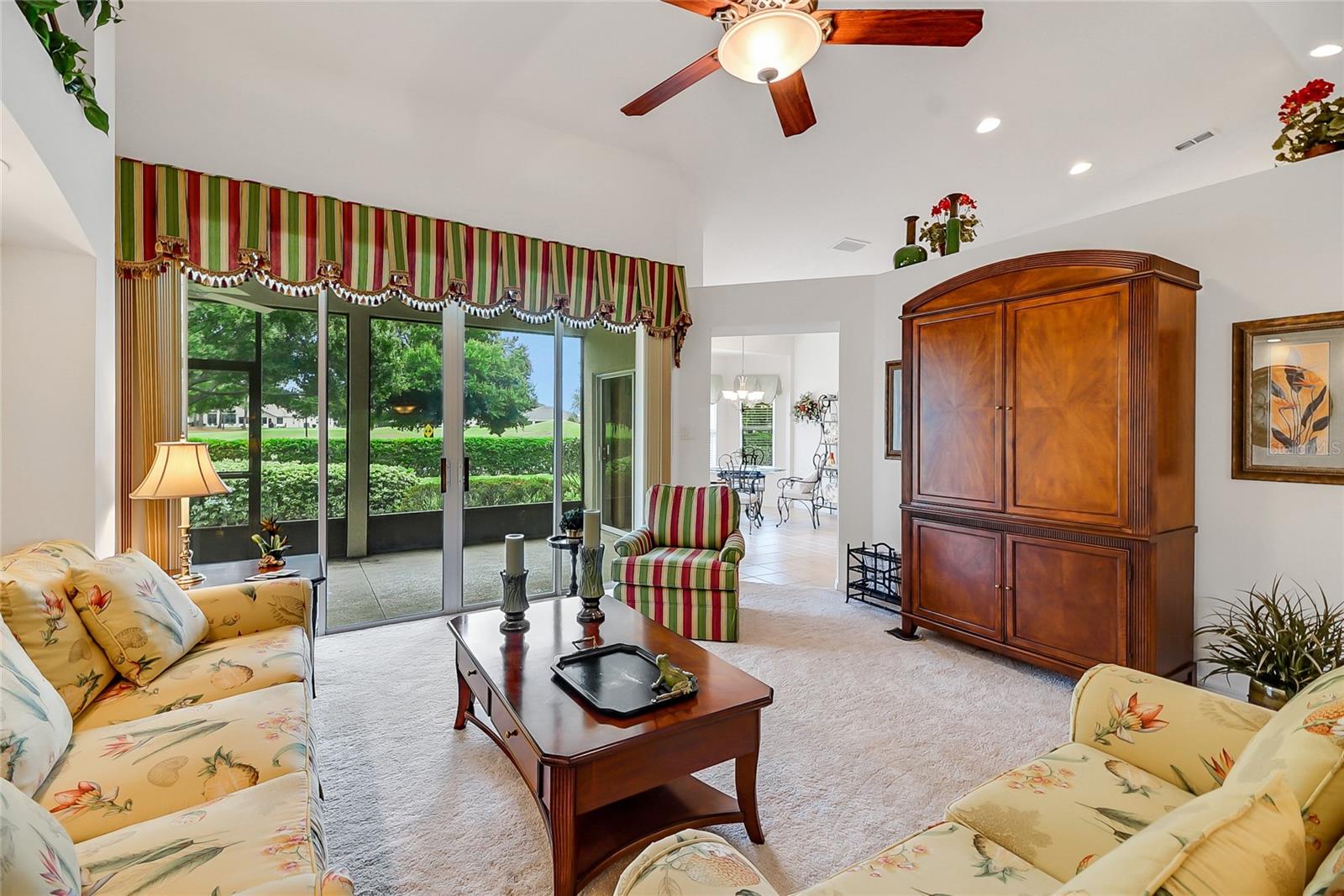 Image 26 of 57 For 24128 Robinwood Street