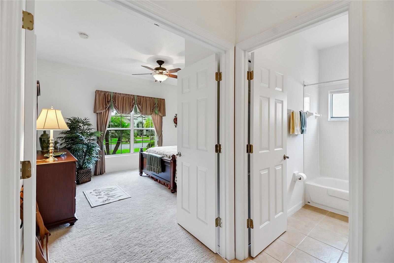 Image 29 of 57 For 24128 Robinwood Street