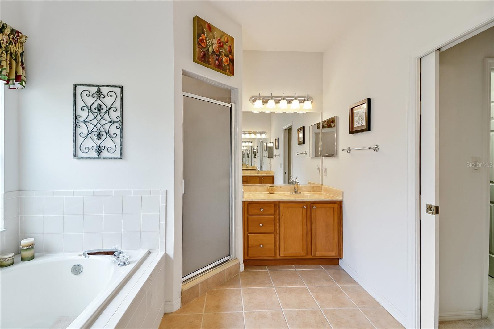 Image 44 of 57 For 24128 Robinwood Street