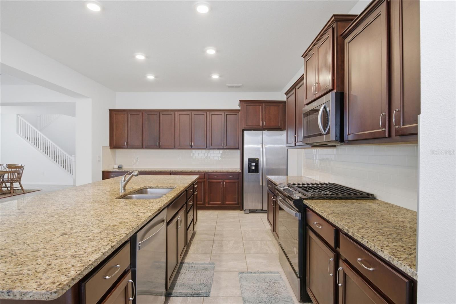 Image 17 of 81 For 7045 65th Street