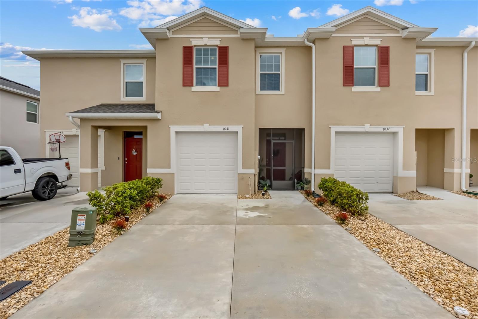 Details for 1041 Lido Drive, HOWEY IN THE HILLS, FL 34737