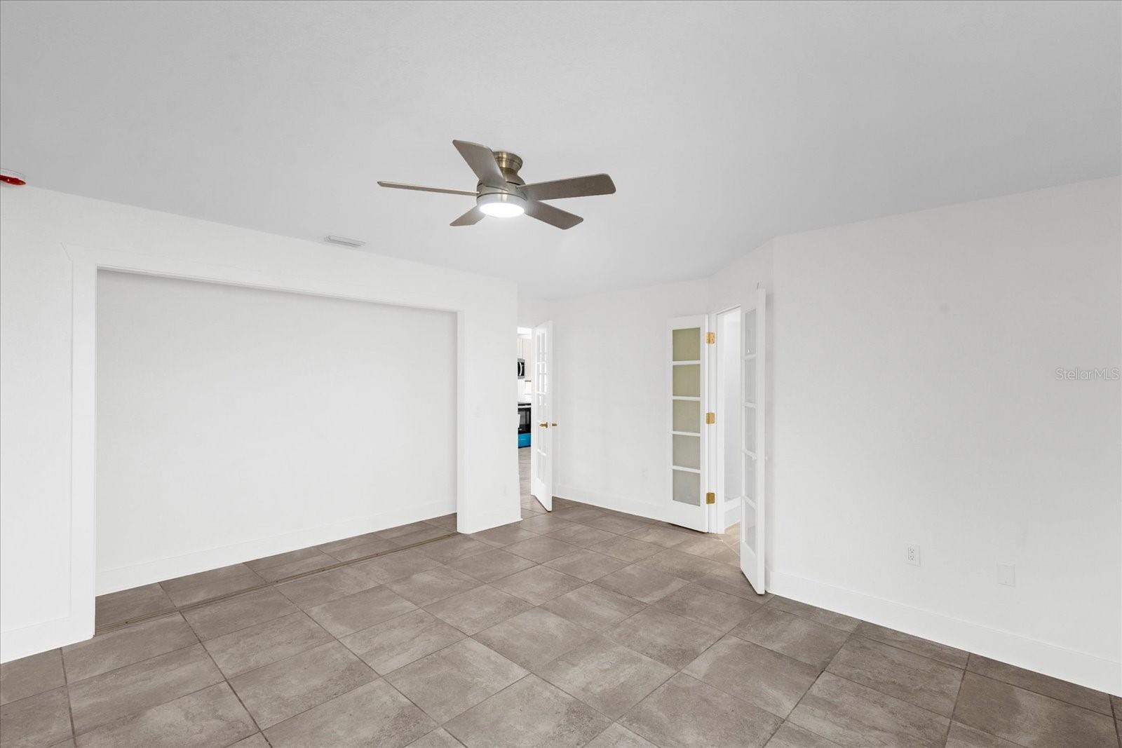 Image 10 of 28 For 5222 View Point