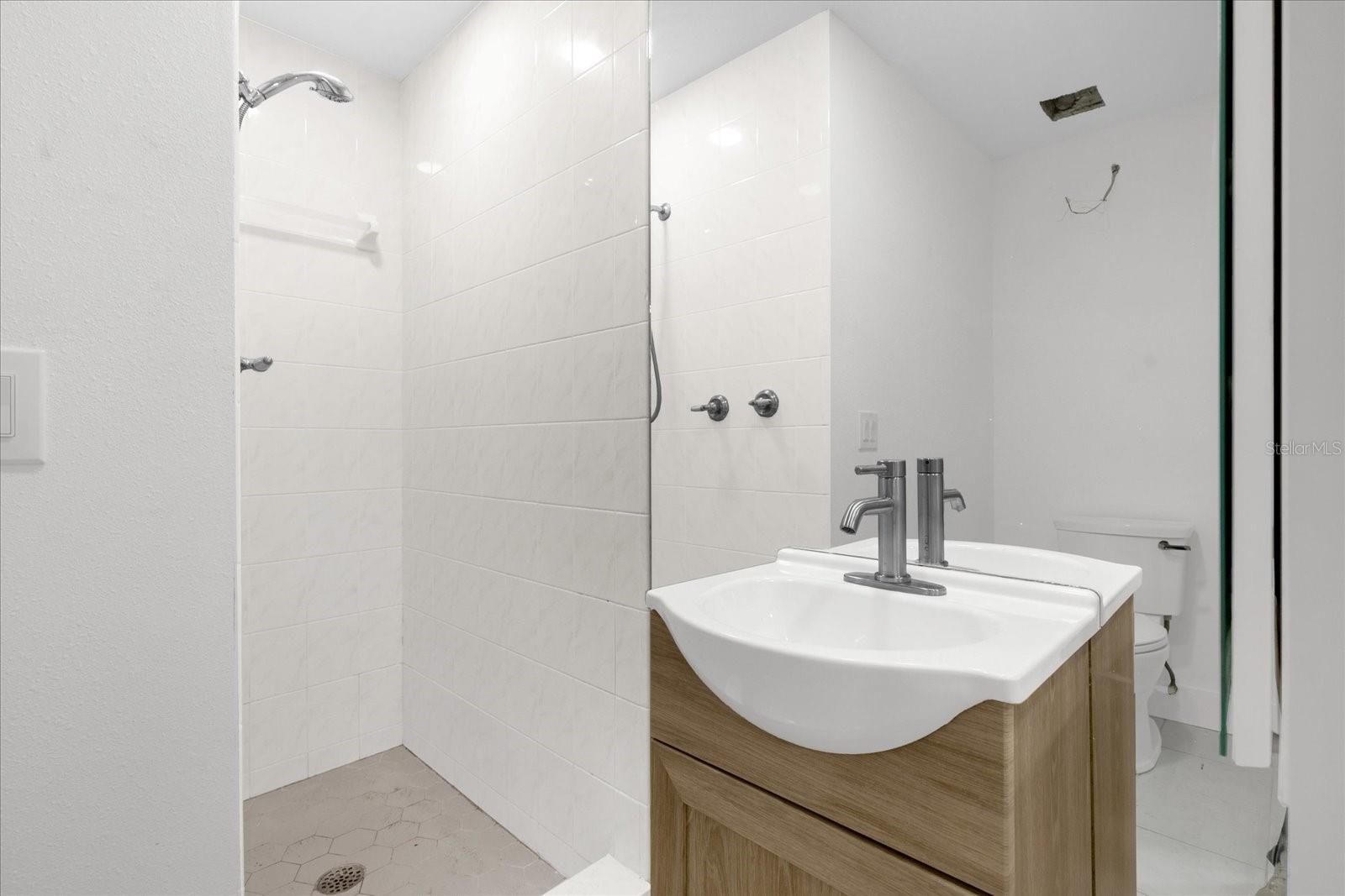 Image 13 of 28 For 5222 View Point