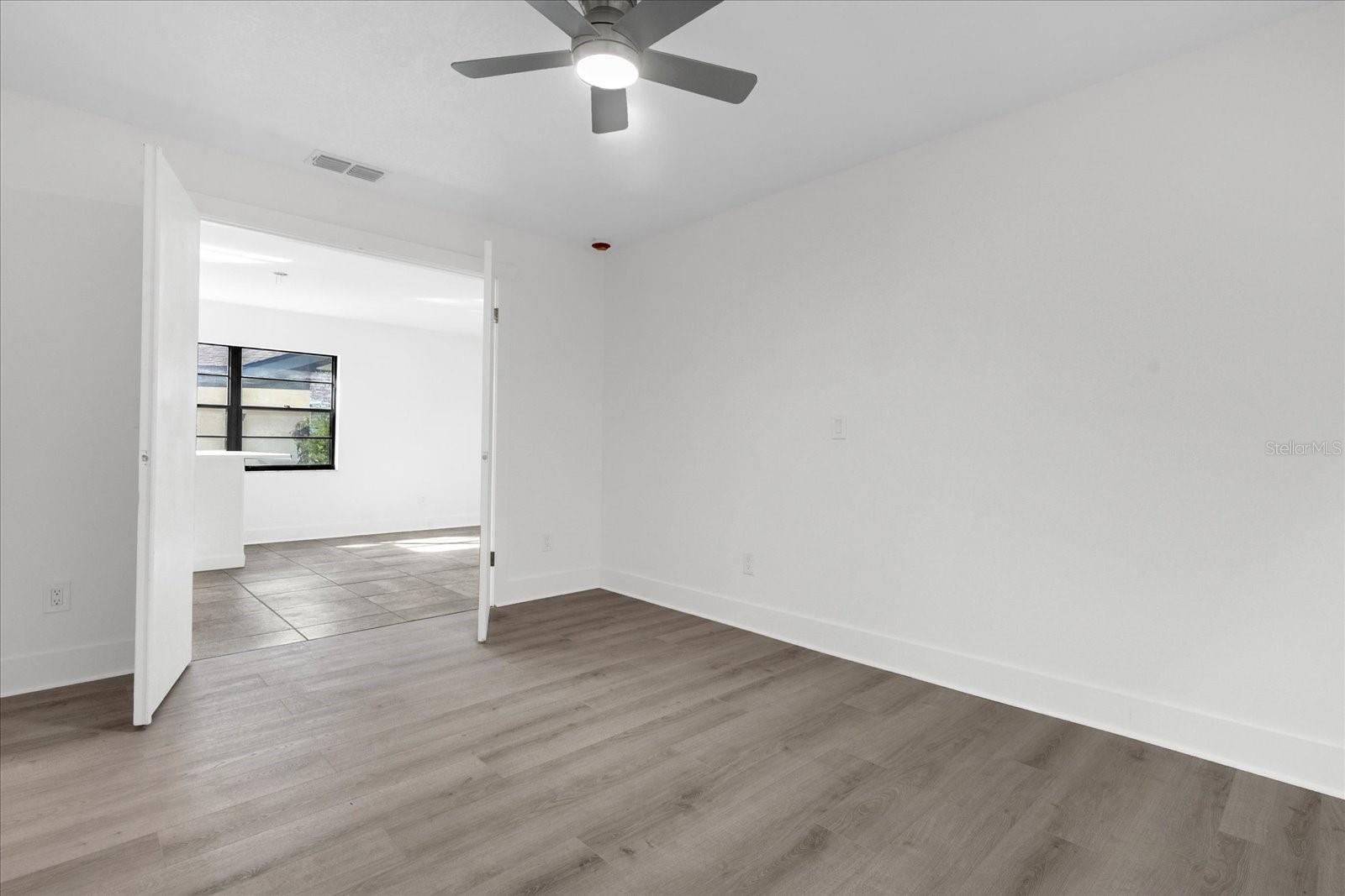 Image 14 of 28 For 5222 View Point