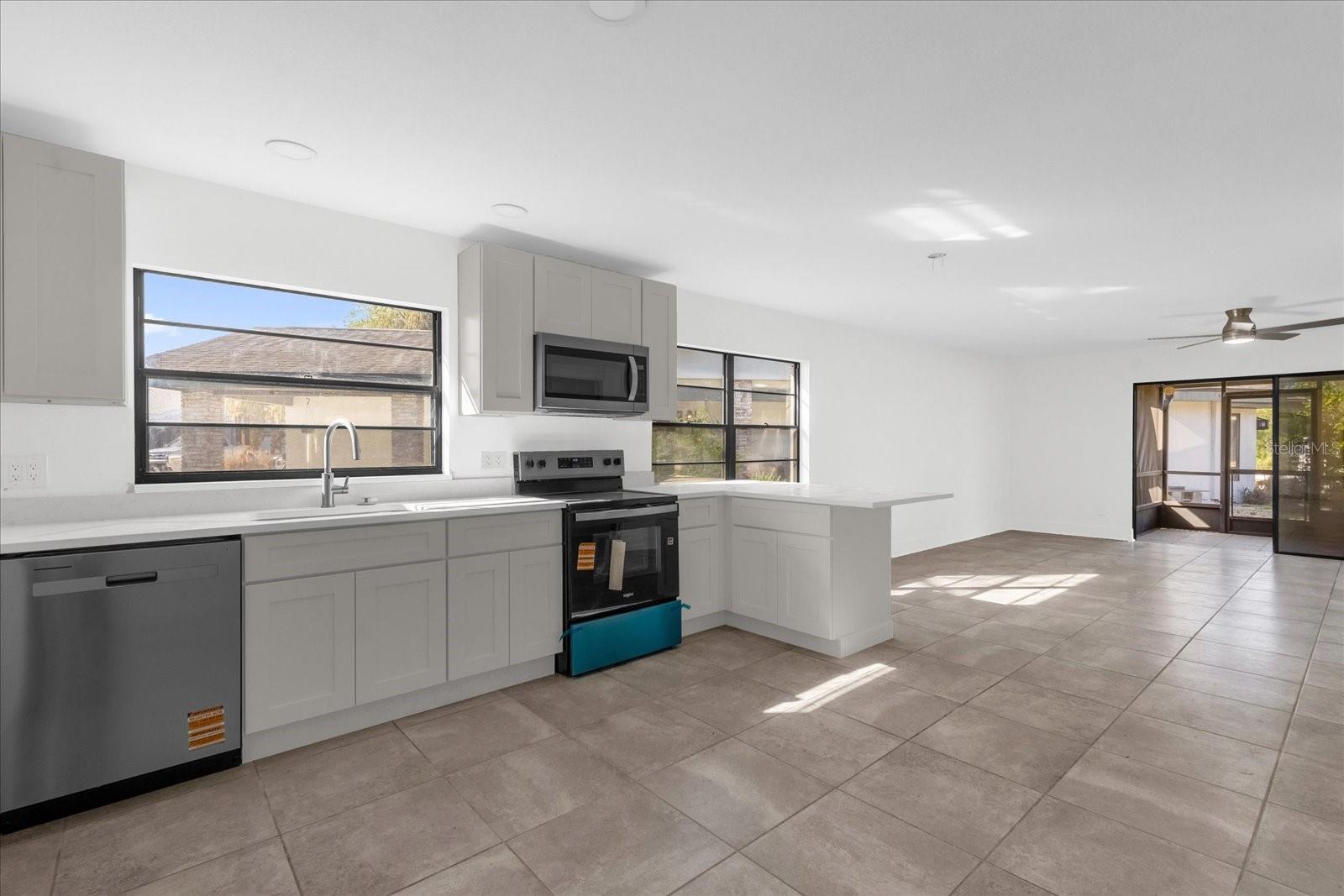 Image 6 of 28 For 5222 View Point