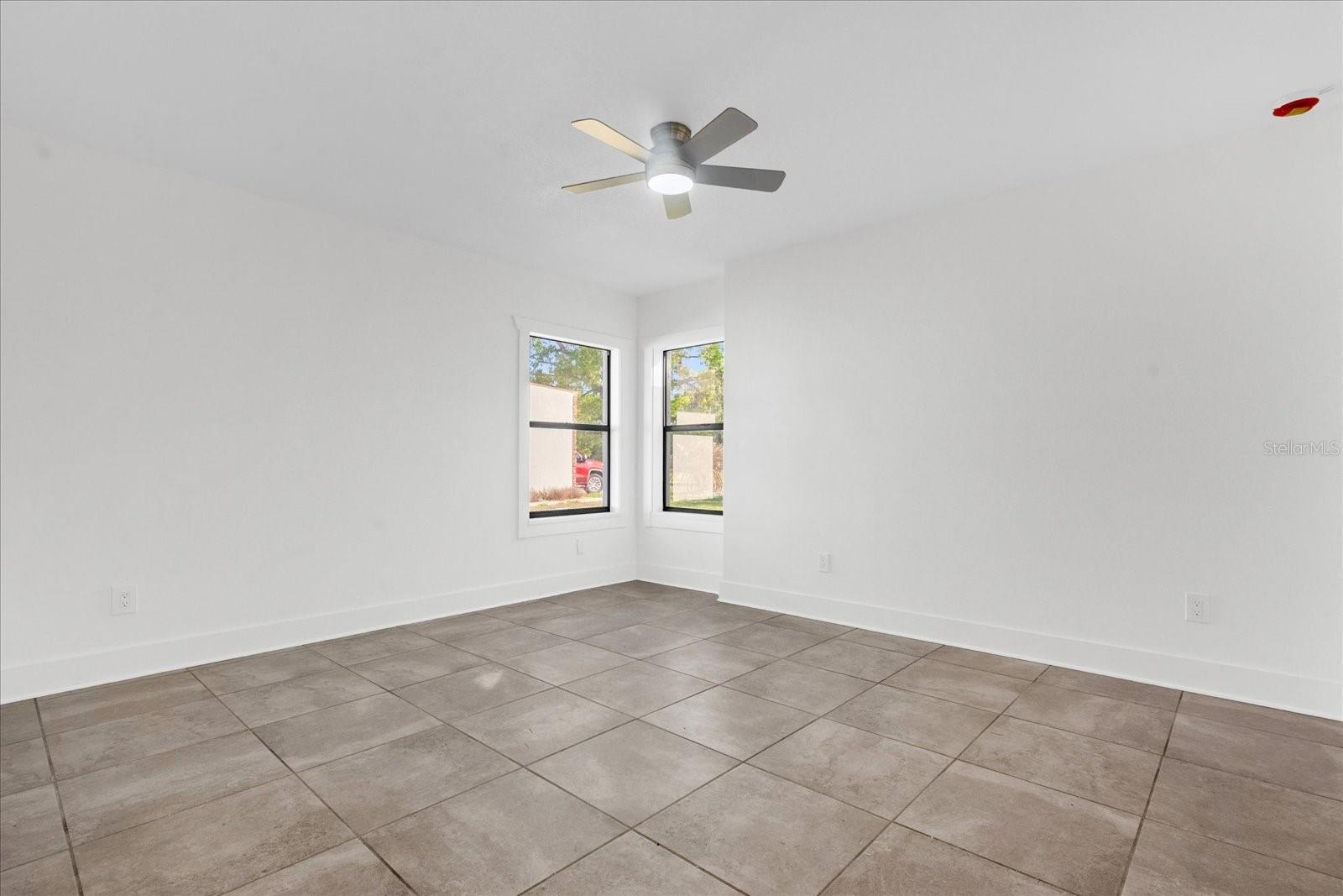 Image 9 of 28 For 5222 View Point