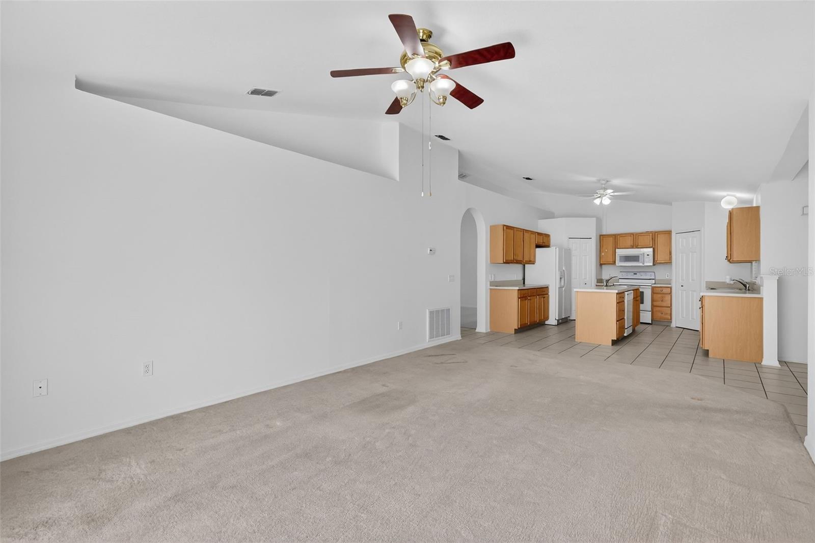 Image 10 of 33 For 615 Briarcliff Road