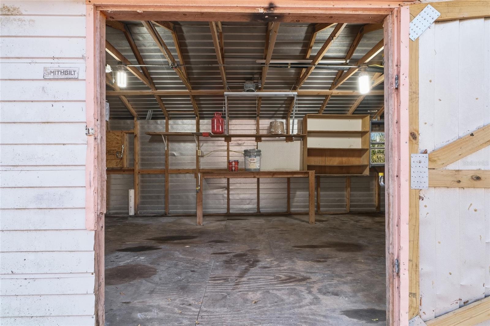 Image 11 of 46 For 13401 Palm Drive