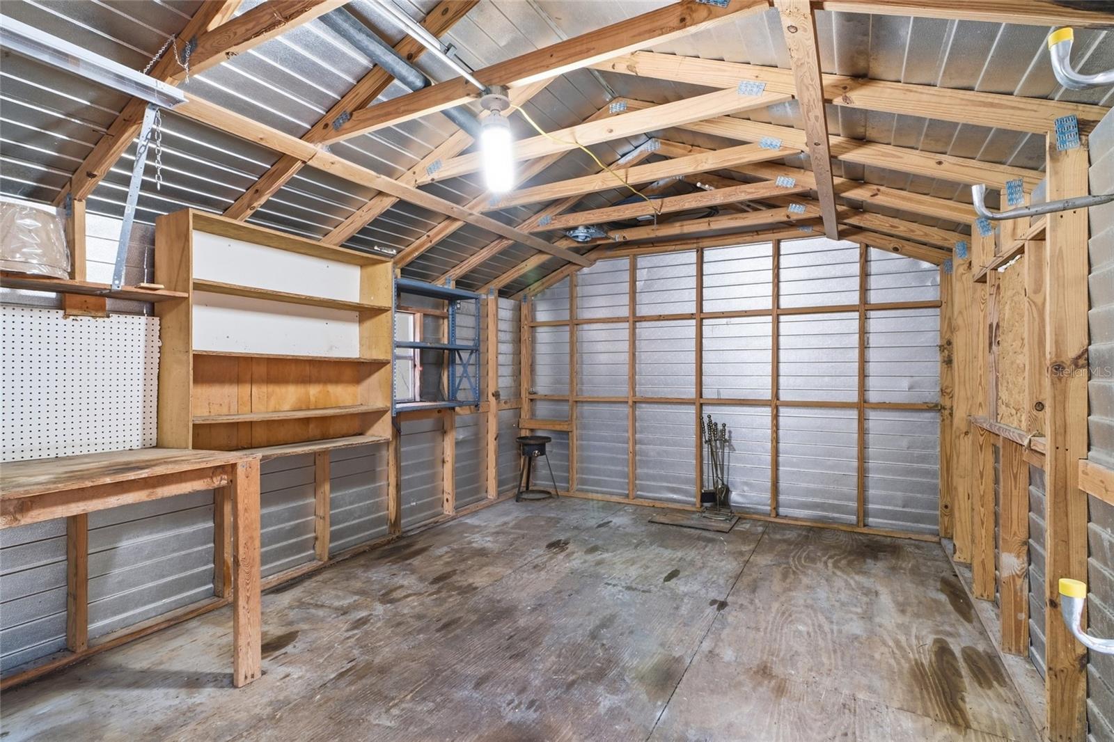 Image 14 of 46 For 13401 Palm Drive