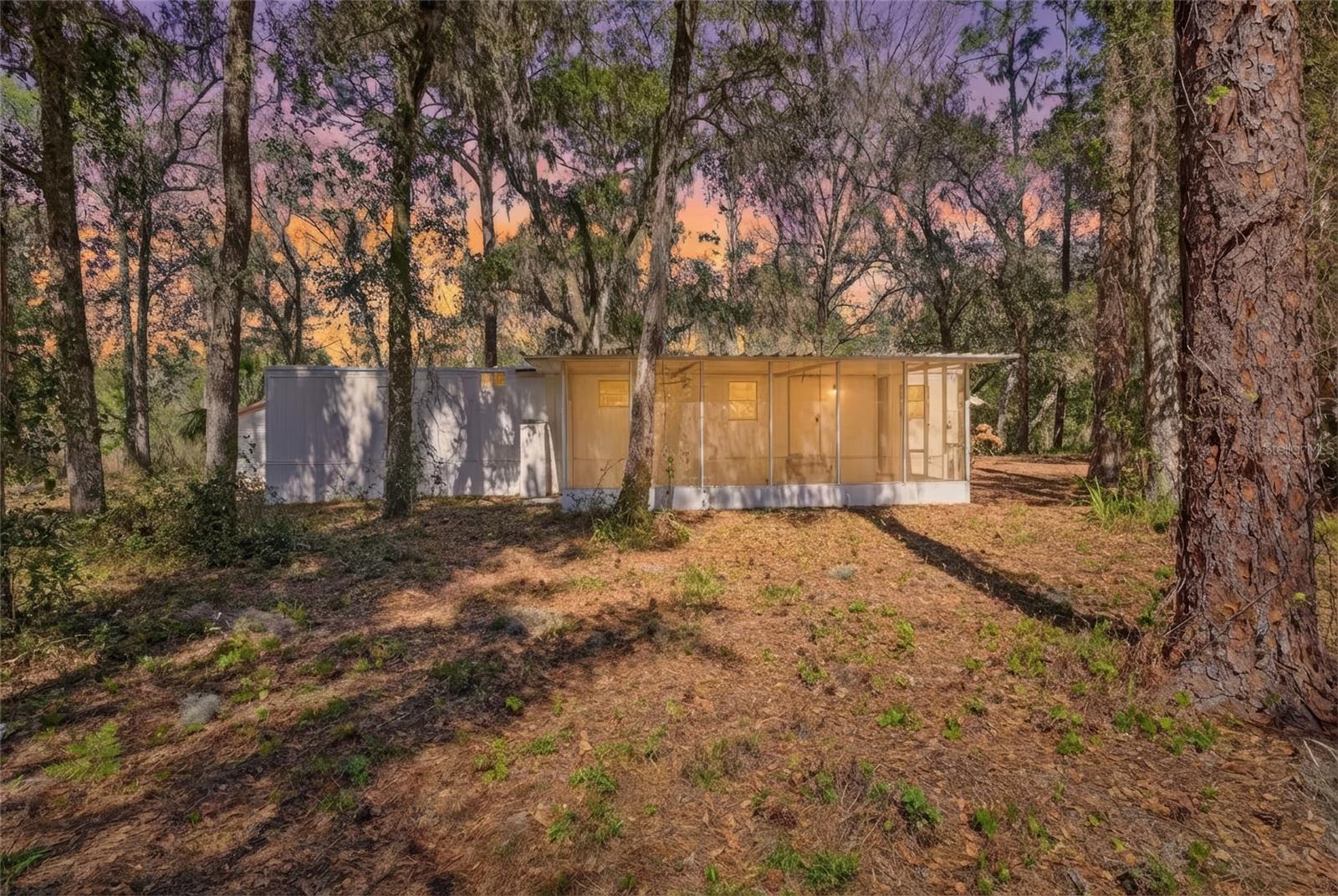 Image 20 of 46 For 13401 Palm Drive