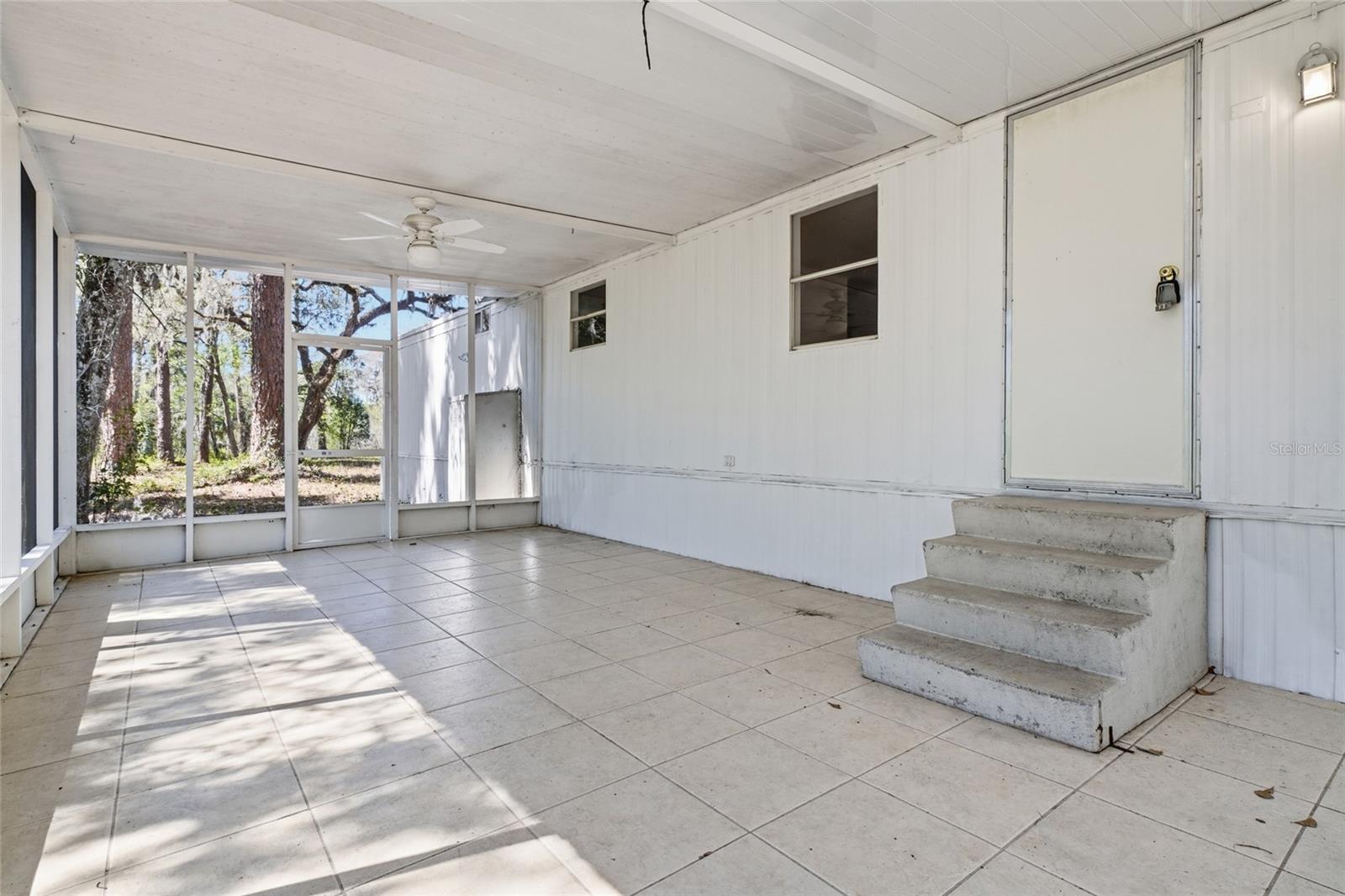 Image 37 of 46 For 13401 Palm Drive