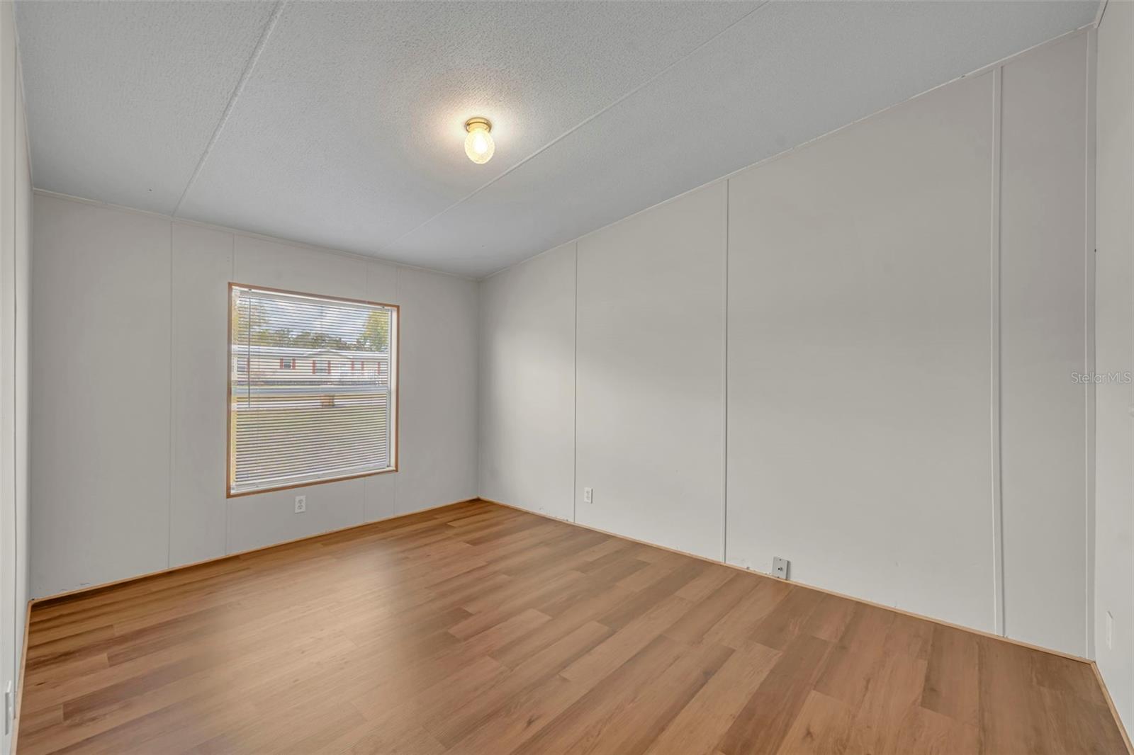 Image 18 of 36 For 11412 Pheasant Trail