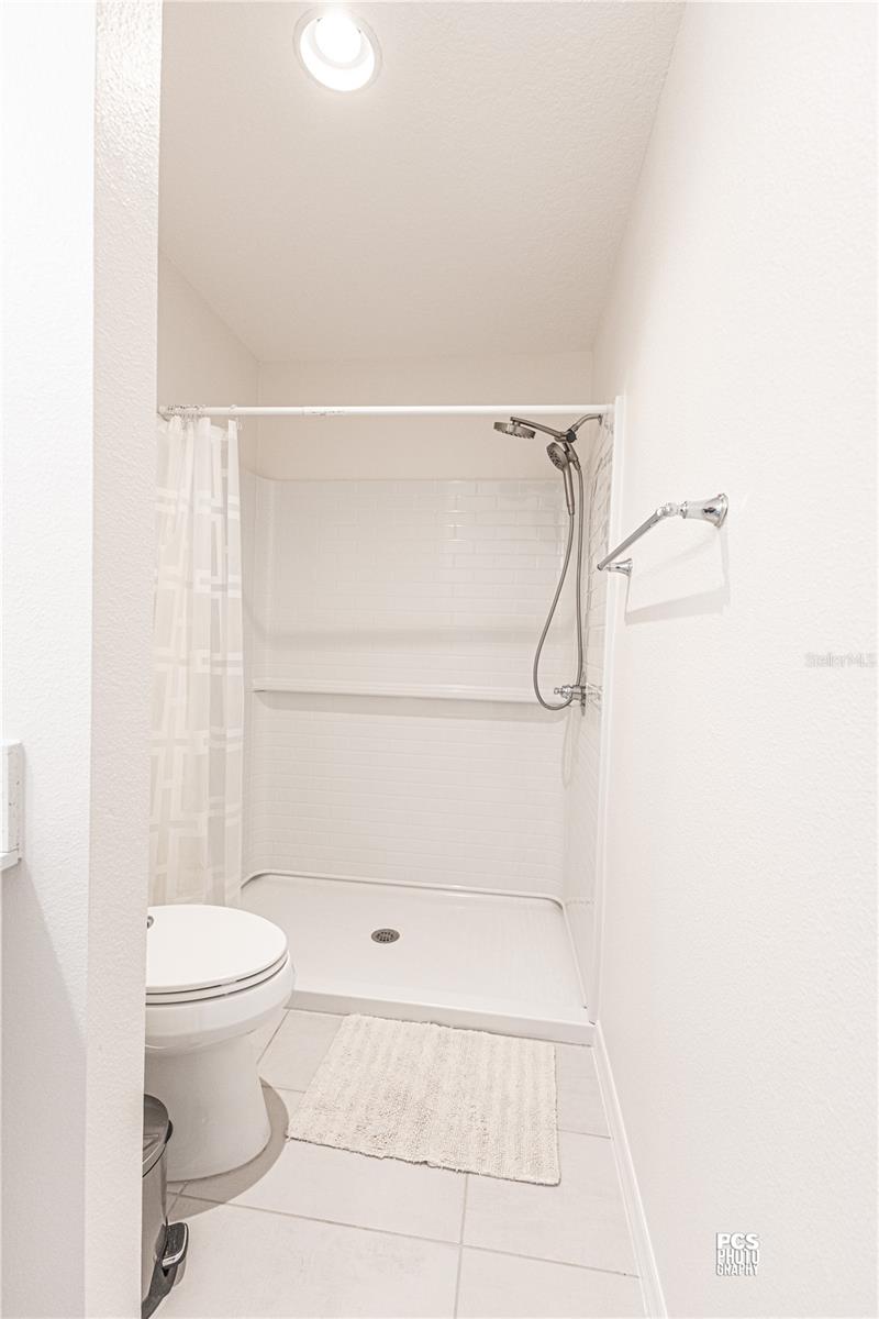 Image 29 of 36 For 2498 Alder Avenue