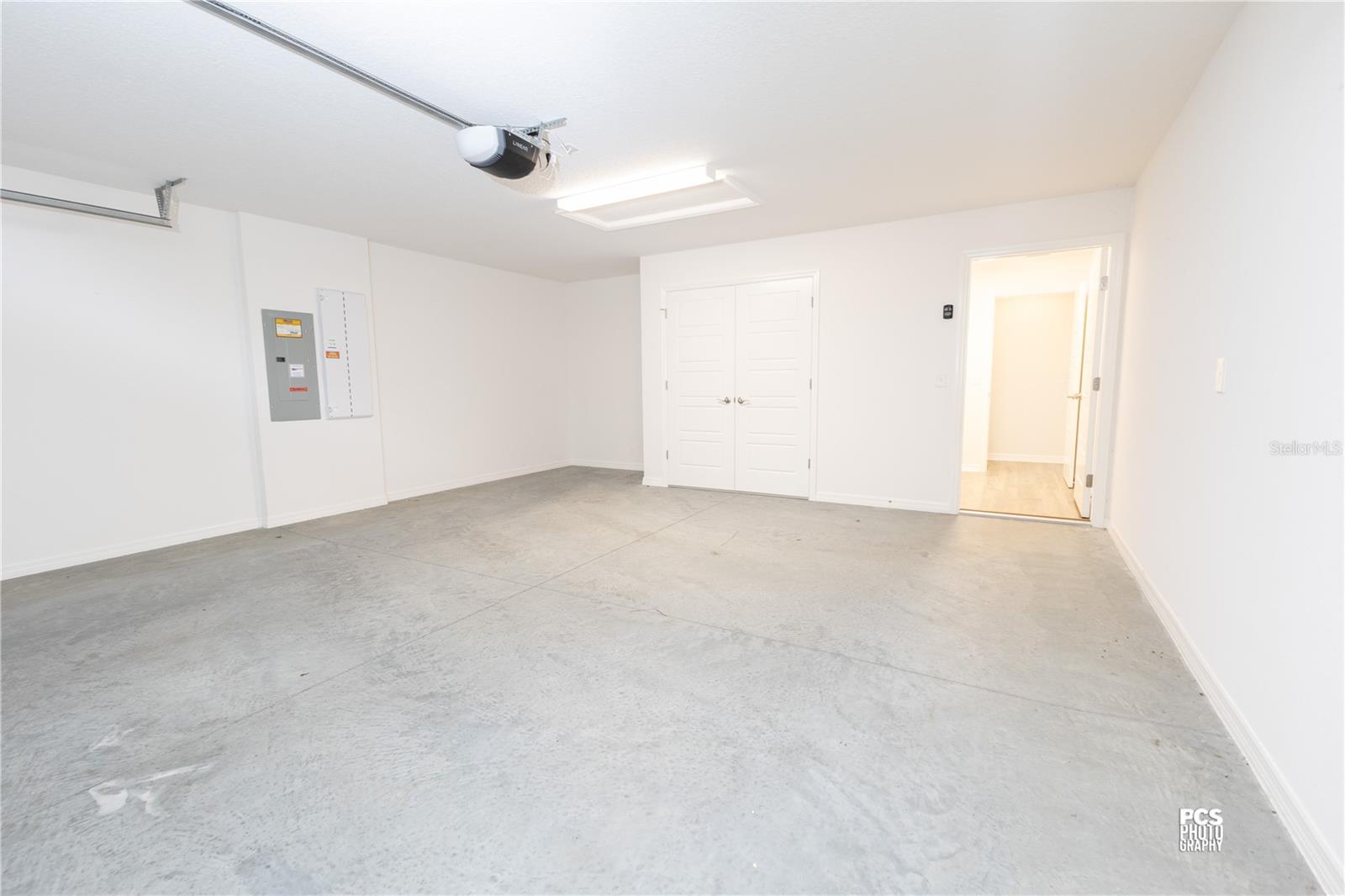 Image 30 of 36 For 2498 Alder Avenue