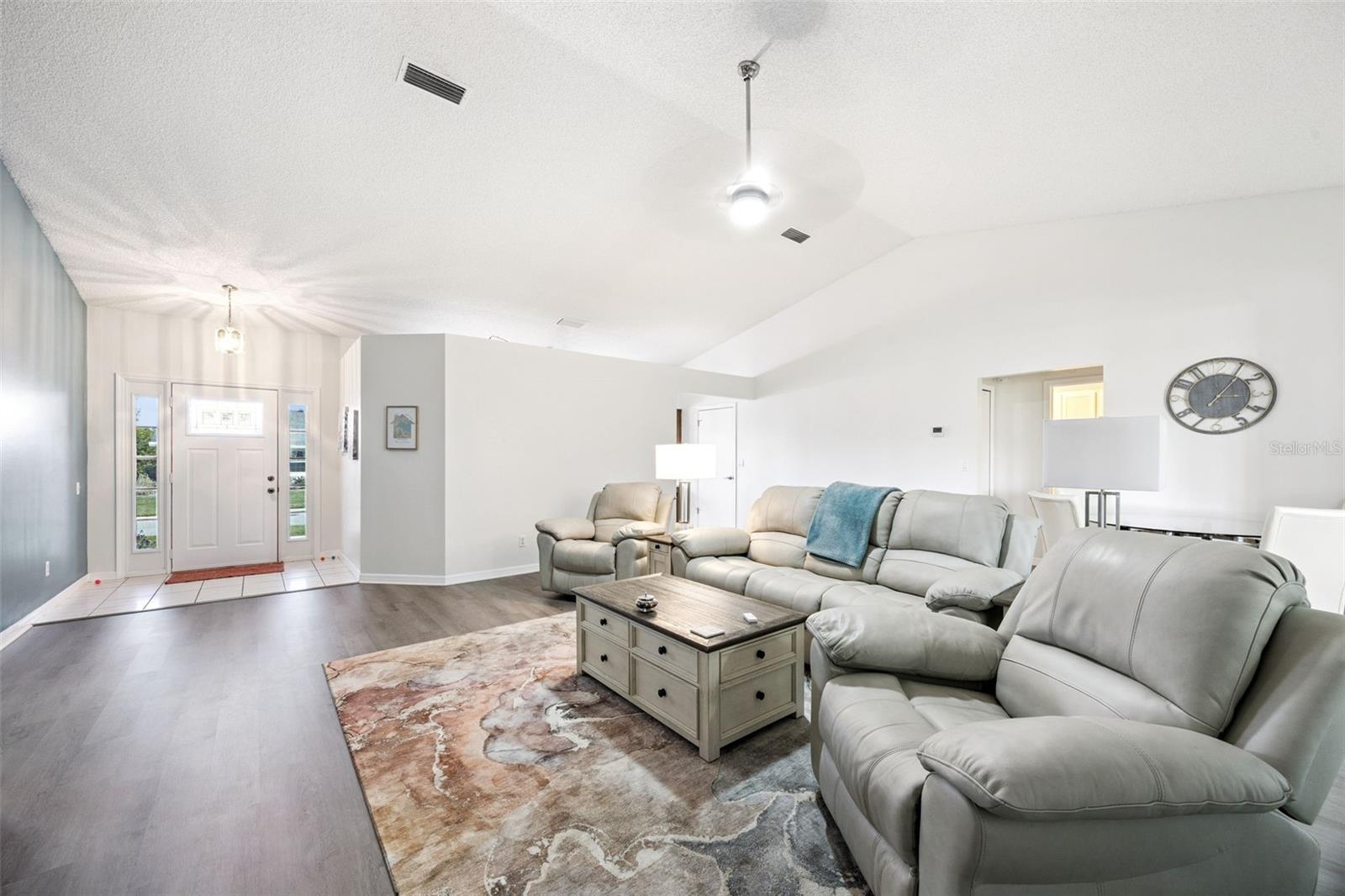 Image 10 of 74 For 27308 Racquet Circle