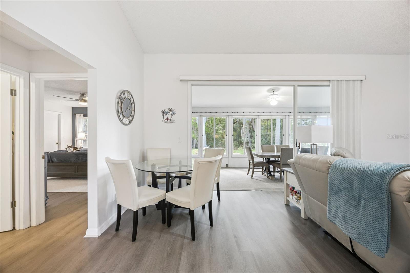 Image 14 of 74 For 27308 Racquet Circle