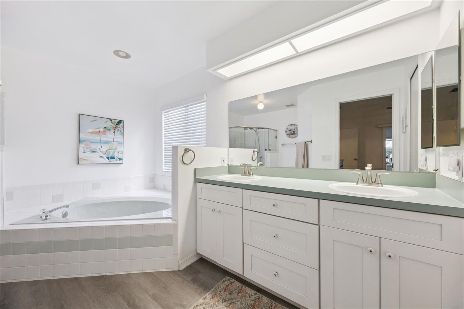 Image 20 of 74 For 27308 Racquet Circle