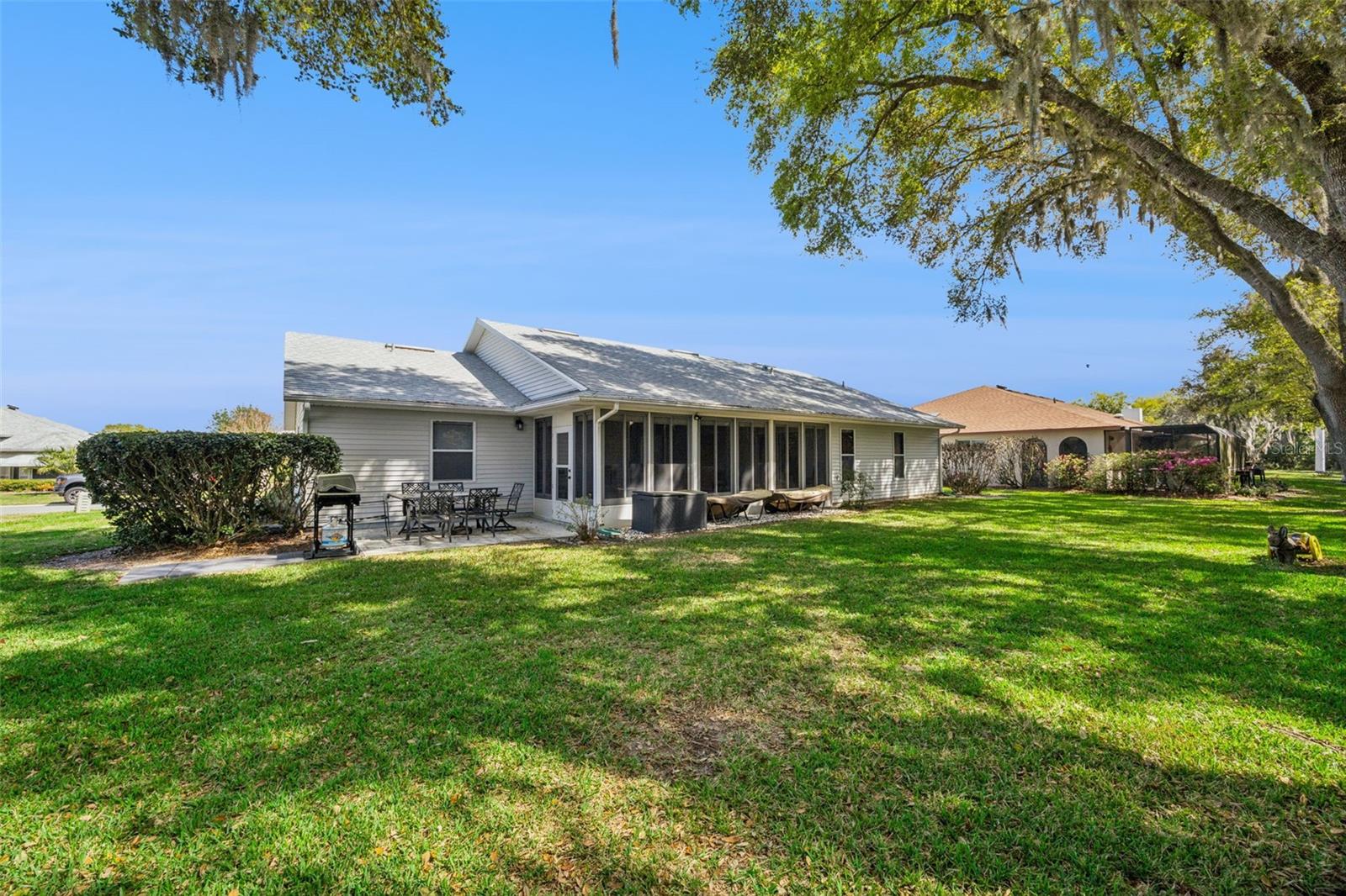 Image 30 of 74 For 27308 Racquet Circle