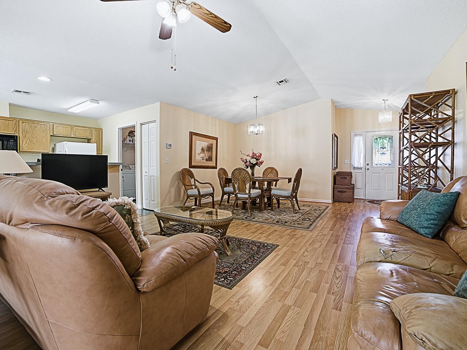 Image 10 of 48 For 32914 Crooked Oaks Lane