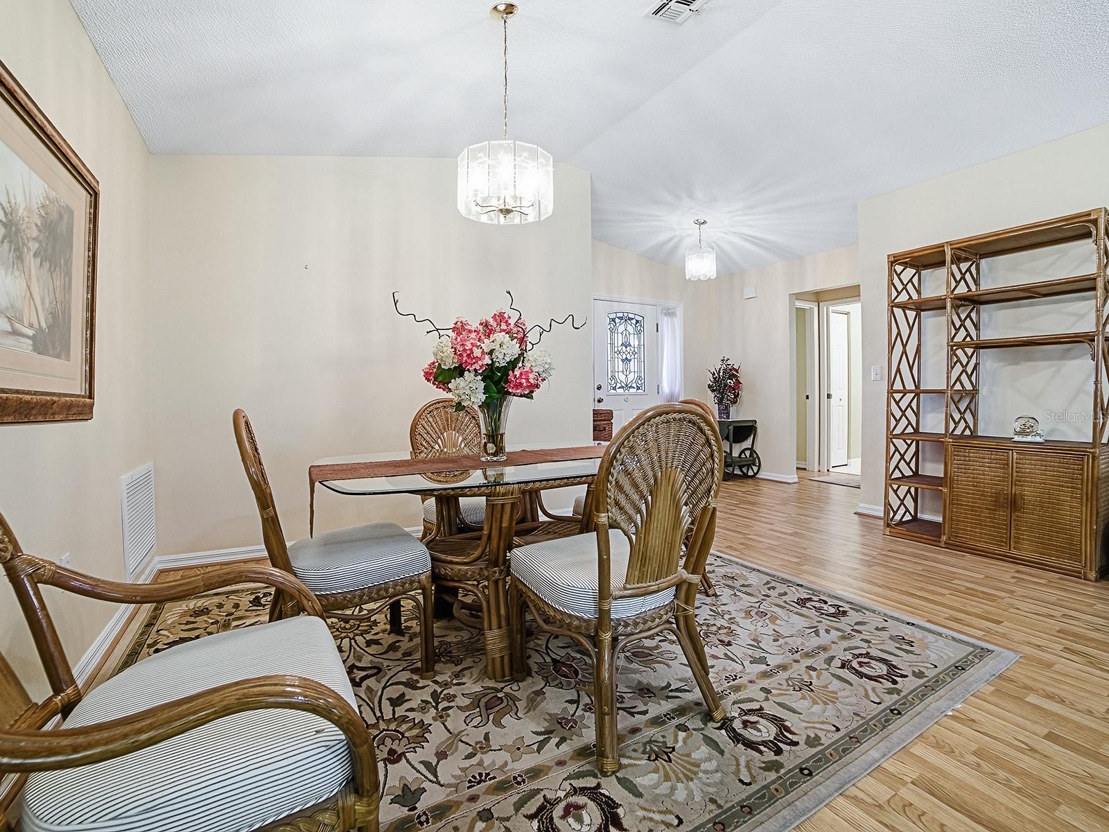 Image 6 of 48 For 32914 Crooked Oaks Lane