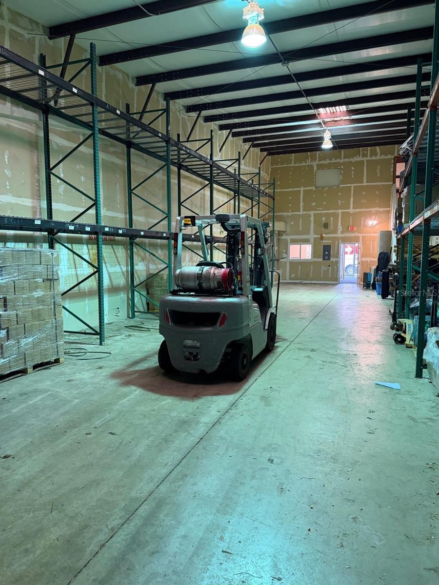 Image 21 of 27 For 3678 County Road 561