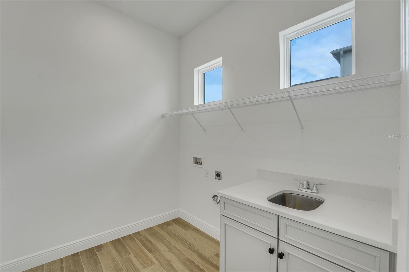 Image 40 of 58 For 9678 Rodbell Street