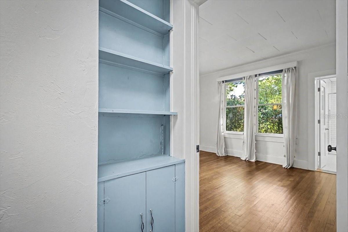 Image 14 of 46 For 421 Boulevard