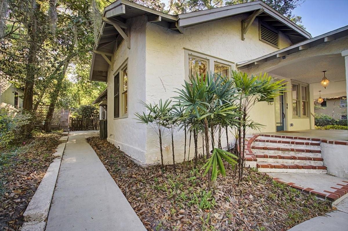 Image 34 of 46 For 421 Boulevard